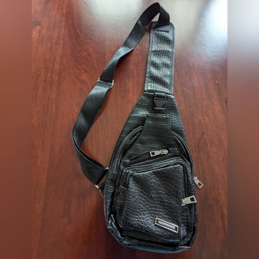 Lucien Hanna crossbody faux crocodile sling bag